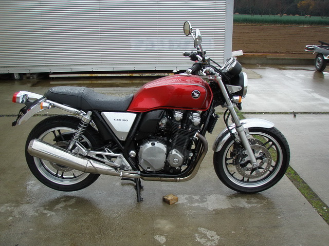 Купить мотоцикл Honda CB1100 2010 фото 6
